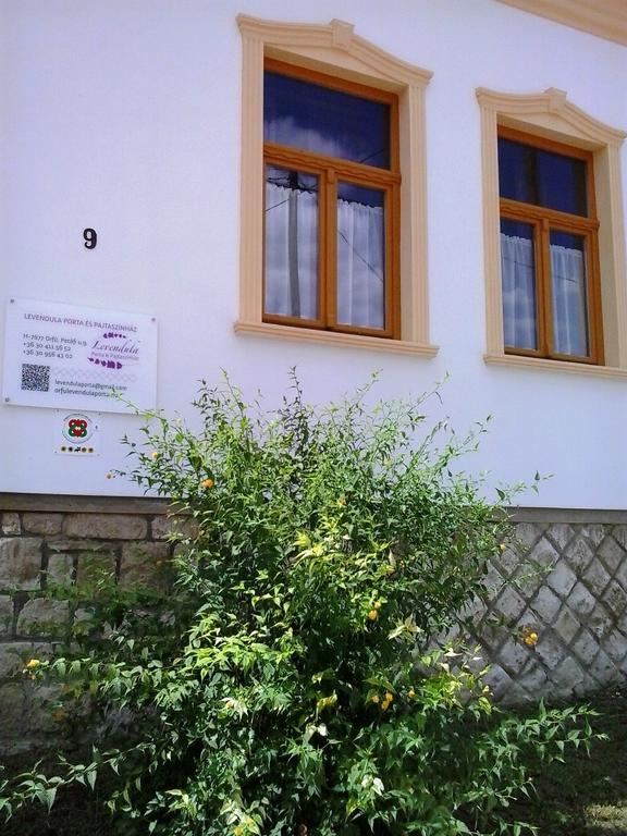 Levendula Porta és Pajtaszínház Orfű Exterior foto